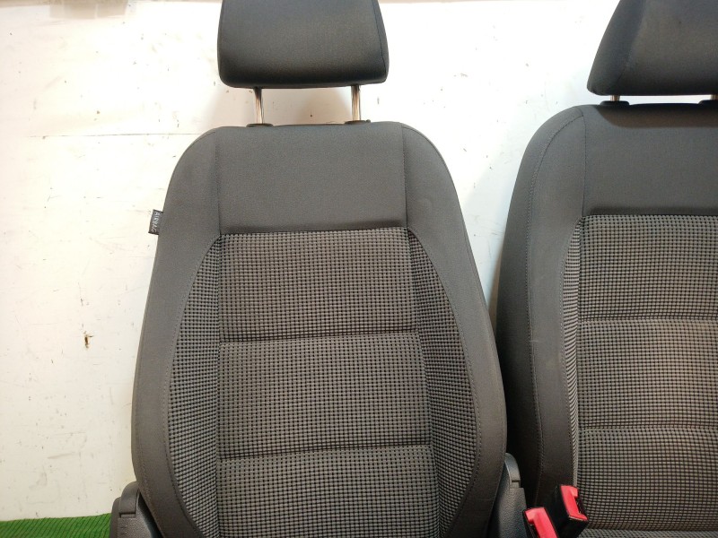 Recambio de juego asientos completo para volkswagen touran (1t1, 1t2) 2.0 tdi 16v referencia OEM IAM   