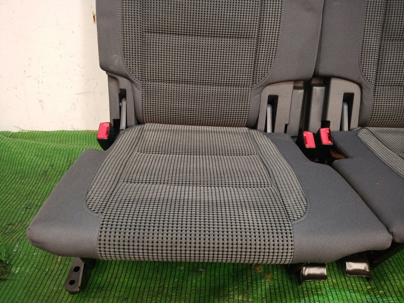 Recambio de juego asientos completo para volkswagen touran (1t1, 1t2) 2.0 tdi 16v referencia OEM IAM   