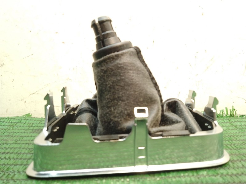 Recambio de pomo palanca cambio para volkswagen tiguan (5n_) 2.0 tdi referencia OEM IAM 5N0711113S 5N0711113S 5N0711113S