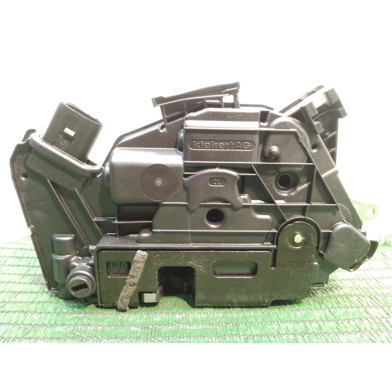 Recambio de cerradura puerta trasera izquierda para volkswagen tiguan (5n_) 2.0 tdi referencia OEM IAM 05C5N0839015J 05C5N083901