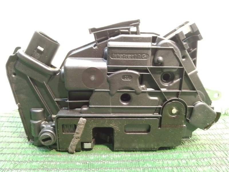 Recambio de cerradura puerta trasera izquierda para volkswagen tiguan (5n_) 2.0 tdi referencia OEM IAM 05C5N0839015J 05C5N083901