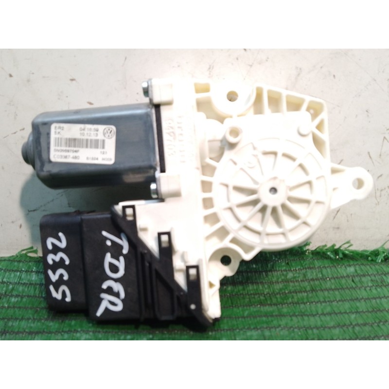 Recambio de motor elevalunas trasero derecho para volkswagen tiguan (5n_) 2.0 tdi referencia OEM IAM 5N0959704F C03387480 942703