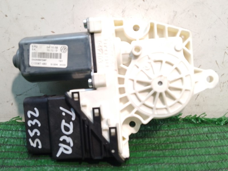 Recambio de motor elevalunas trasero derecho para volkswagen tiguan (5n_) 2.0 tdi referencia OEM IAM 5N0959704F C03387480 942703