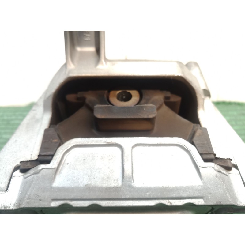 Recambio de soporte motor para volkswagen tiguan (5n_) 2.0 tdi referencia OEM IAM   
