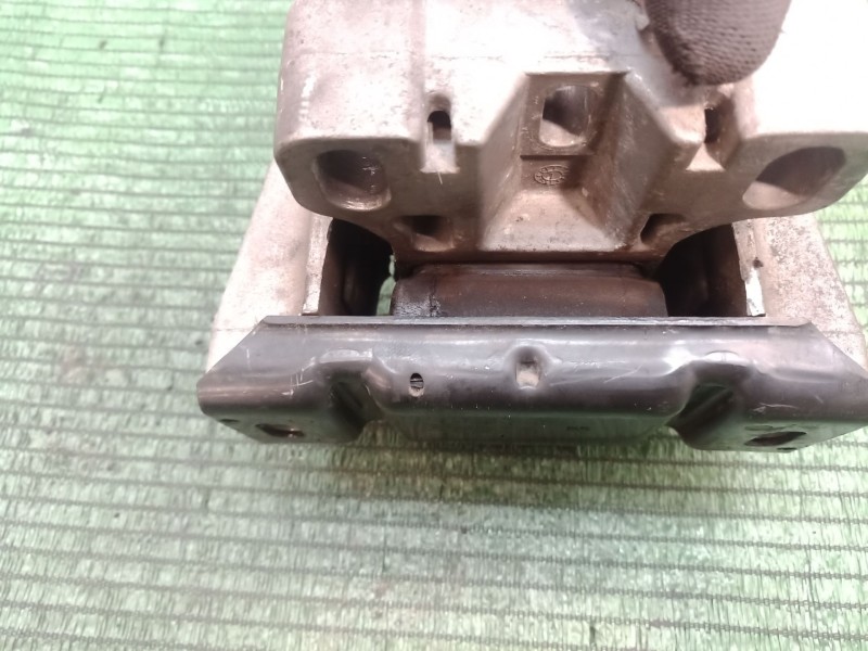 Recambio de soporte motor para volkswagen golf iv (1j1) 1.4 16v referencia OEM IAM   