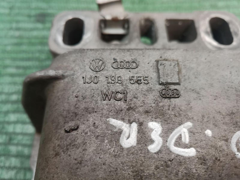 Recambio de soporte motor para volkswagen golf iv (1j1) 1.4 16v referencia OEM IAM   