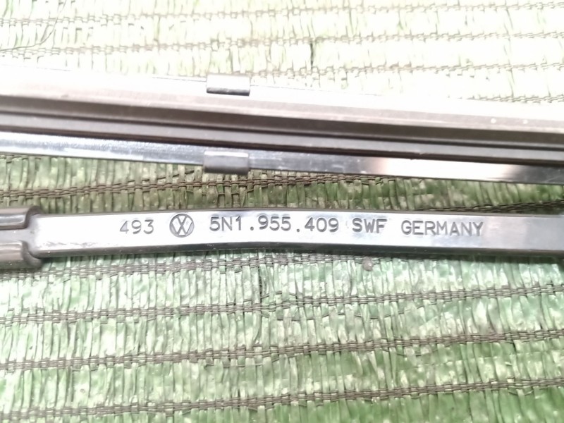 Recambio de brazo limpia delantero izquierdo para volkswagen tiguan (5n_) 2.0 tdi referencia OEM IAM   