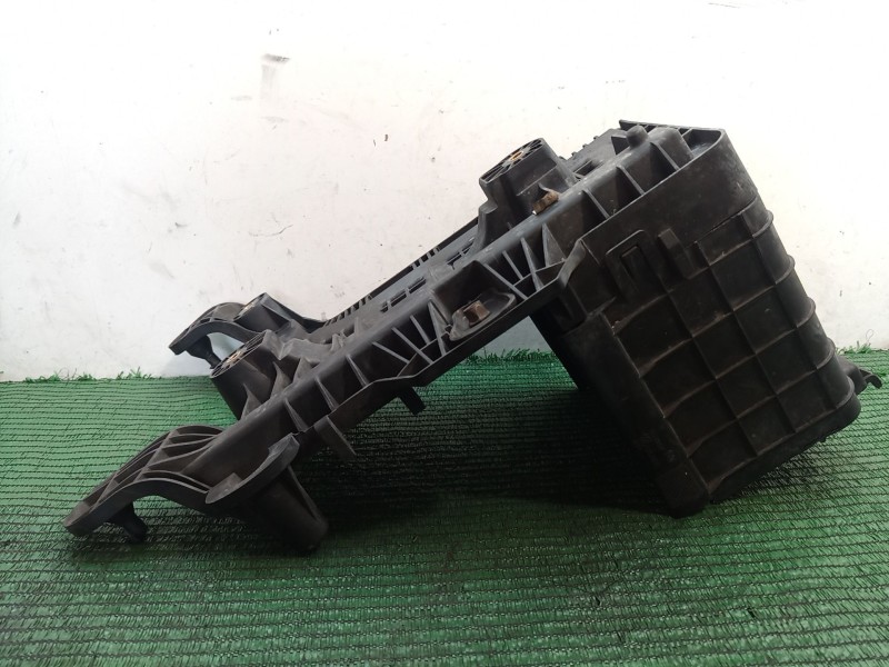 Recambio de moldura para volkswagen touran (1t1, 1t2) 2.0 tdi 16v referencia OEM IAM 1K0915333B 1K0915333B 1K0915333B