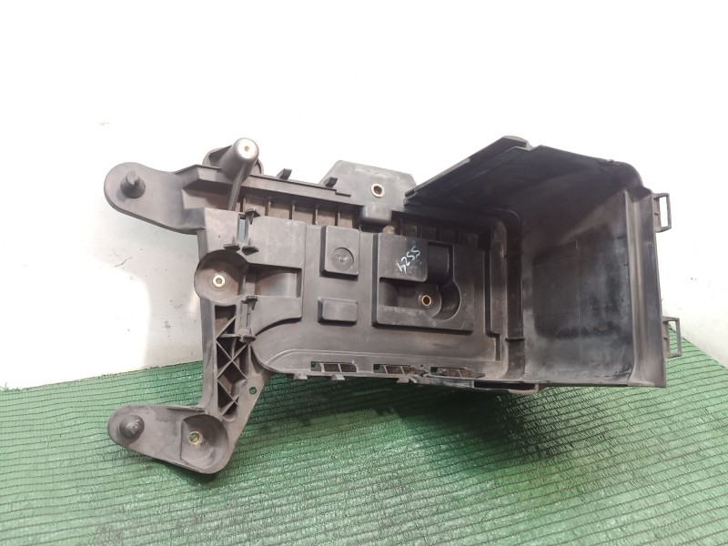 Recambio de moldura para volkswagen touran (1t1, 1t2) 2.0 tdi 16v referencia OEM IAM 1K0915333B 1K0915333B 1K0915333B