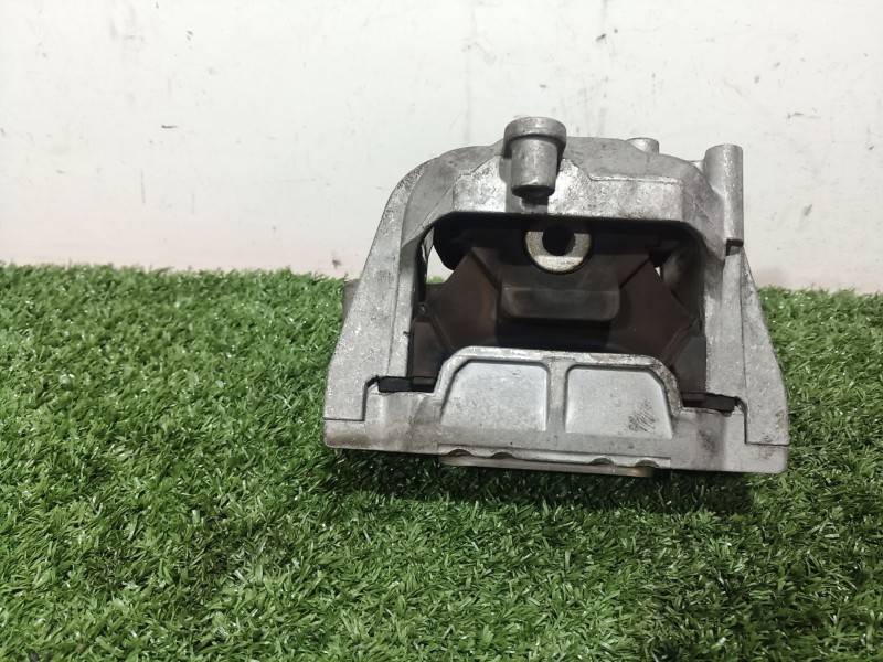 Recambio de soporte motor para volkswagen touran (1t1, 1t2) 2.0 tdi 16v referencia OEM IAM 1K0199262 1K0199262 1K0199262