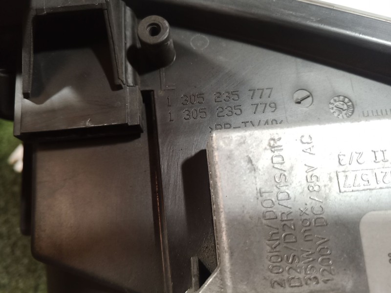 Recambio de faro izquierdo para volkswagen touran (1t1, 1t2) 2.0 tdi 16v referencia OEM IAM 1305235777 1305235777 1305235777