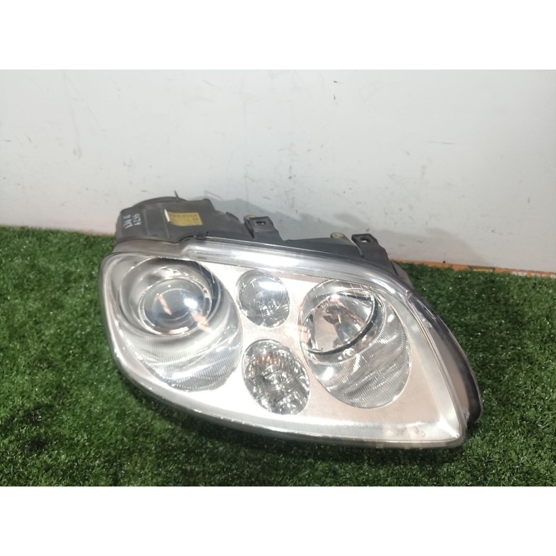 Recambio de faro derecho para volkswagen touran (1t1, 1t2) 2.0 tdi 16v referencia OEM IAM   
