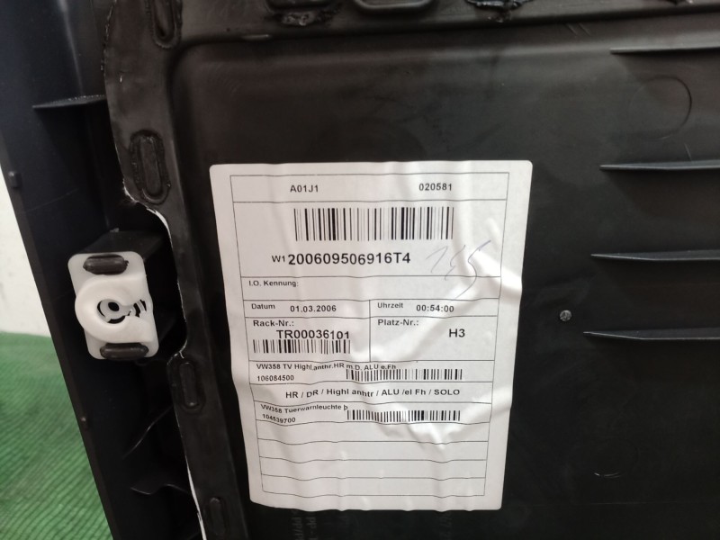 Recambio de guarnecido puerta trasera derecha para volkswagen touran (1t1, 1t2) 2.0 tdi 16v referencia OEM IAM   