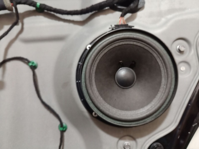 Recambio de puerta trasera derecha para volkswagen touran (1t1, 1t2) 2.0 tdi 16v referencia OEM IAM   