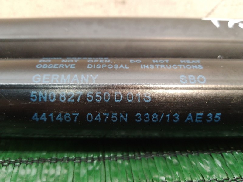 Recambio de amortiguadores maletero / porton para volkswagen tiguan (5n_) 2.0 tdi referencia OEM IAM 441467 5N0827550D01S 0475N