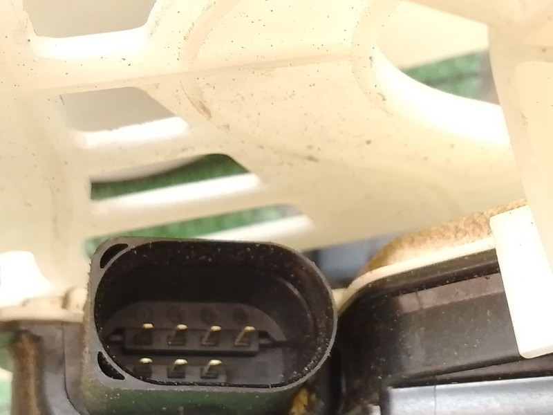 Recambio de cerradura puerta delantera izquierda para volkswagen tiguan (5n_) 2.0 tdi referencia OEM IAM 5N1837015F 5N1837015F 5