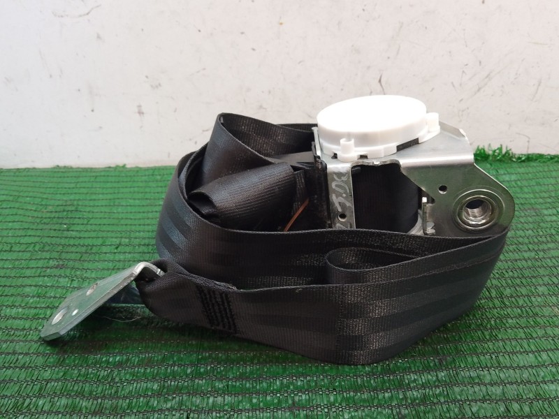 Recambio de cinturon seguridad trasero derecho para volkswagen tiguan (5n_) 2.0 tdi referencia OEM IAM 5N0857806 YD40334013M 340