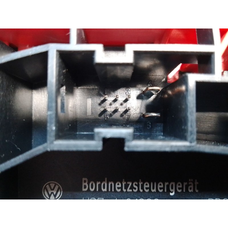 Recambio de caja reles / fusibles para volkswagen touran (1t1, 1t2) 2.0 tdi 16v referencia OEM IAM 3C0937049E F005V00526 0542698