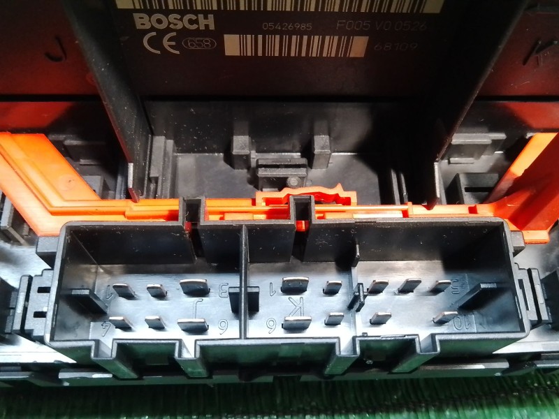 Recambio de caja reles / fusibles para volkswagen touran (1t1, 1t2) 2.0 tdi 16v referencia OEM IAM 3C0937049E F005V00526 0542698