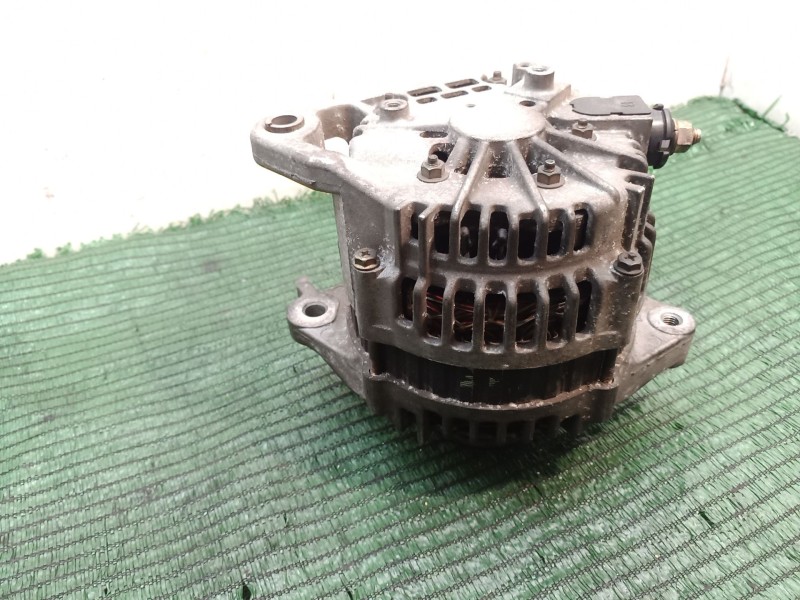 Recambio de alternador para nissan almera tino (v10) 1.8 referencia OEM IAM   