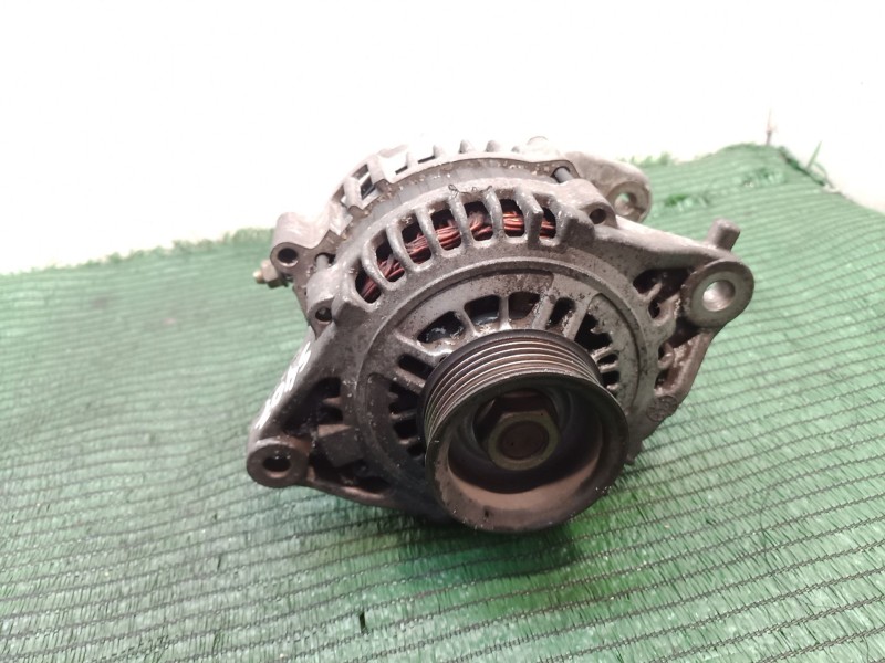 Recambio de alternador para nissan almera tino (v10) 1.8 referencia OEM IAM   