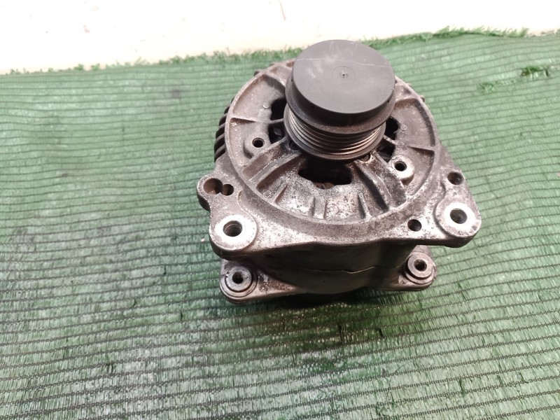 Recambio de alternador para volkswagen passat berlina (3b2) comfortline referencia OEM IAM   