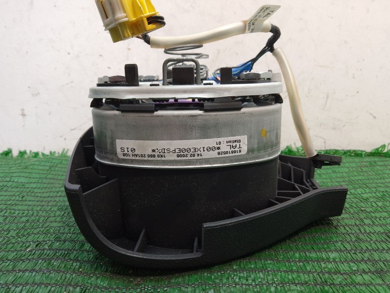 Recambio de airbag volante para volkswagen touran (1t1, 1t2) 2.0 tdi 16v referencia OEM IAM 1K0880201AH 001XE00EPSD 61661052B