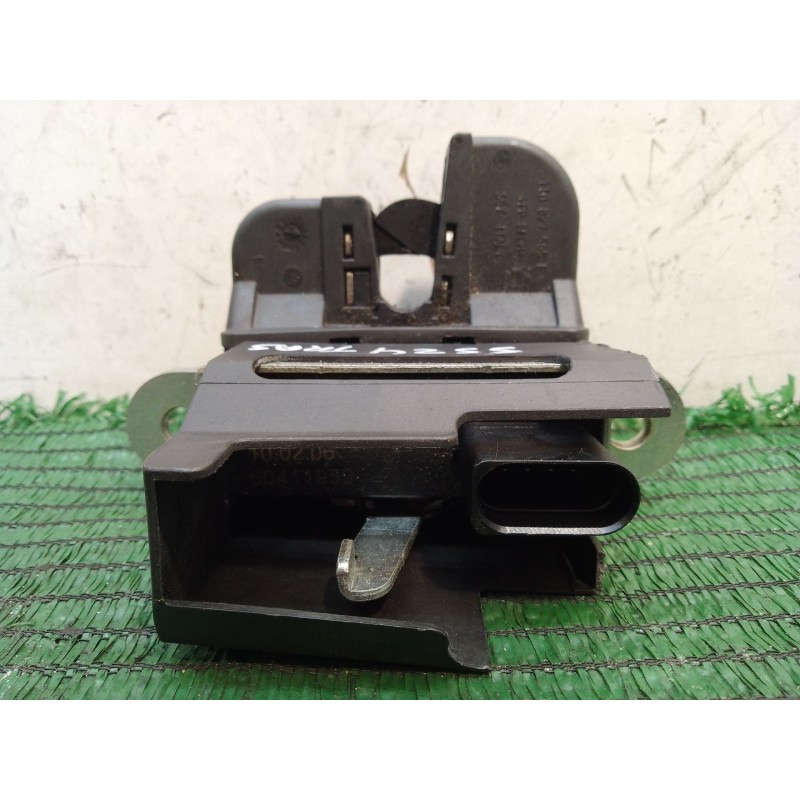 Recambio de cerradura maletero / porton para volkswagen touran (1t1, 1t2) 2.0 tdi 16v referencia OEM IAM 1T0827505 1T0827505 604