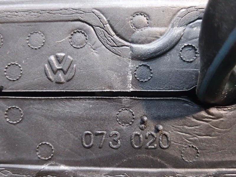 Recambio de retrovisor derecho para volkswagen touran (1t1, 1t2) 2.0 tdi 16v referencia OEM IAM 073016 1T0857934 073020