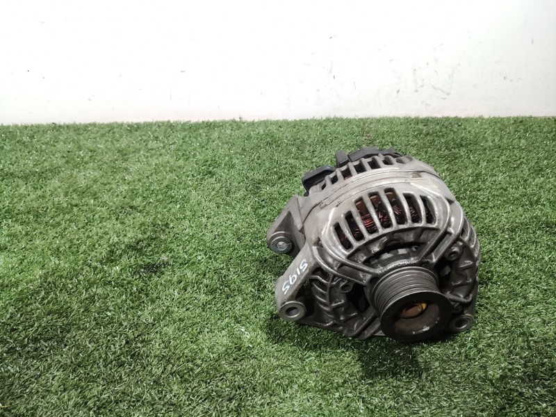 Recambio de alternador para opel zafira a design edition referencia OEM IAM   