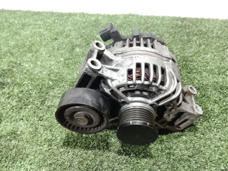 Recambio de alternador para bmw 1 (e87) 116 i referencia OEM IAM   