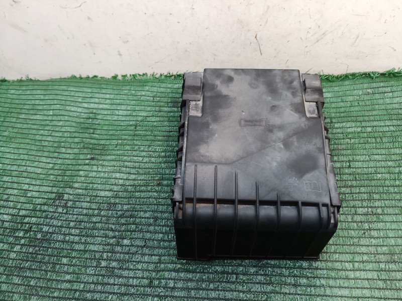 Recambio de caja reles / fusibles para seat altea (5p1) 1.9 tdi referencia OEM IAM 1K0937125 1K0937125 1K0937125