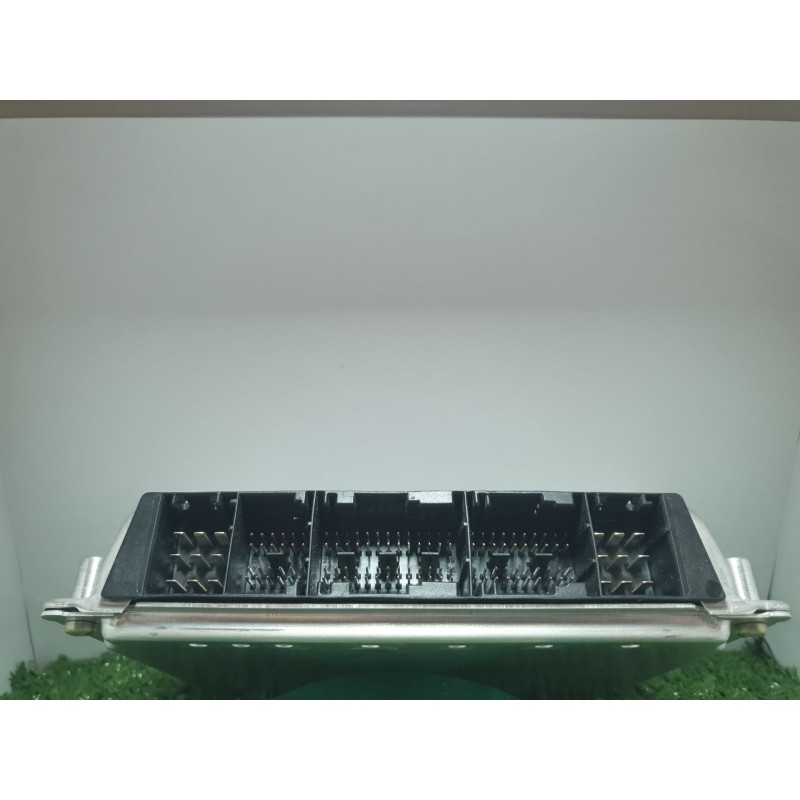 Recambio de centralita motor uce para audi a4 avant (b5) 1.8 referencia OEM IAM 8D0907401F 8D0907401F 0281001945