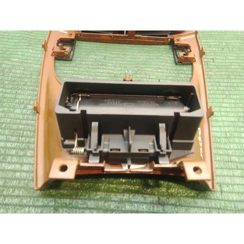 Recambio de moldura consola central delantera para citroën c5 i (dc_) 2.0 hdi (dcrhzb, dcrhze) referencia OEM IAM 9632608577 963