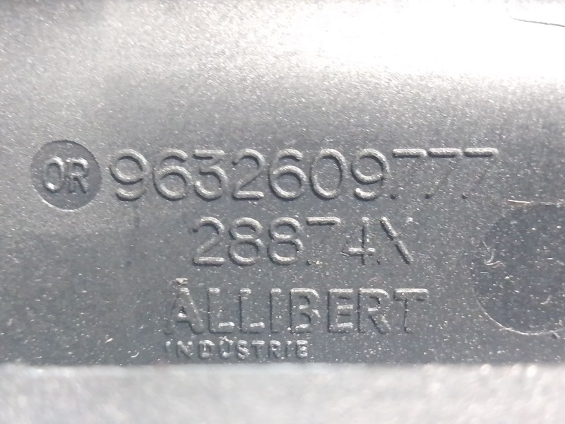Recambio de moldura consola central delantera para citroën c5 i (dc_) 2.0 hdi (dcrhzb, dcrhze) referencia OEM IAM 9632608577 963