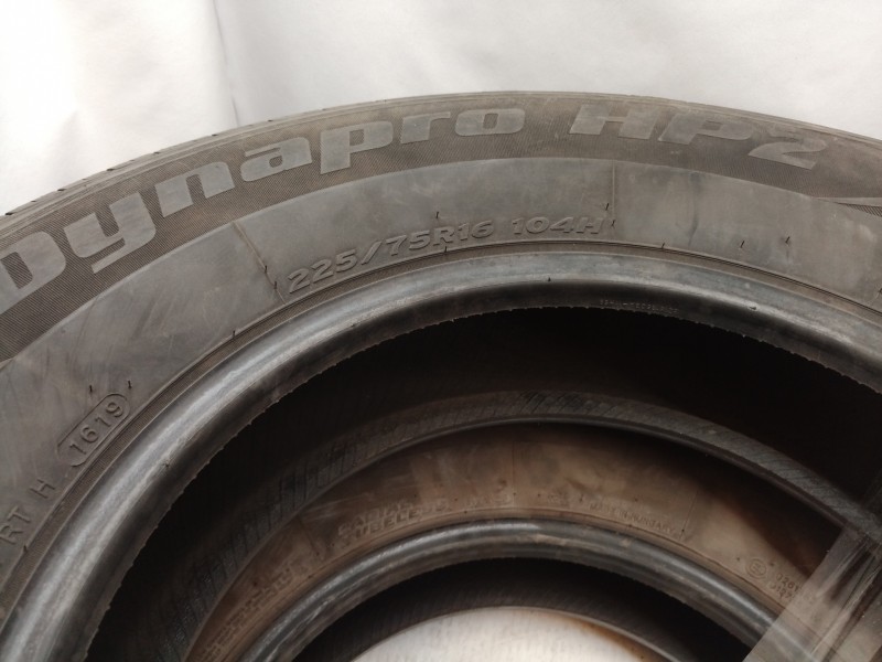 Recambio de neumaticos para » otros... zoe renault zoe ( 2014 ) referencia OEM IAM 2257516104H HANKOOK 225/75/16 104H