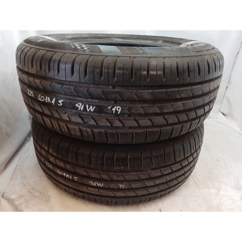 Recambio de neumaticos para » otros... zoe renault zoe ( 2014 ) referencia OEM IAM 225601591W KUMHO 225/60/15 91W (2619)