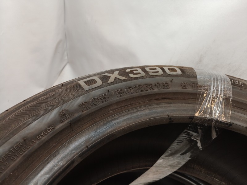 Recambio de neumaticos para » otros... zoe renault zoe ( 2014 ) referencia OEM IAM 205501691W DAVANTI 205/50/16 91W (3520)