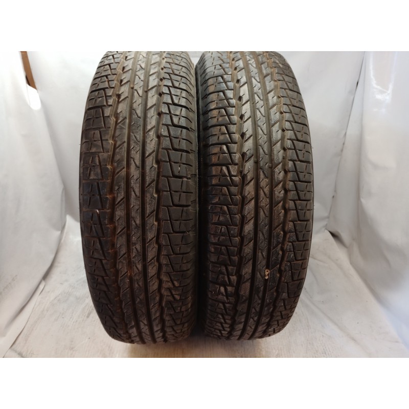 Recambio de neumaticos para » otros... zoe renault zoe ( 2014 ) referencia OEM IAM 2257516104H KUMHO 225/75/16 104H (2618)