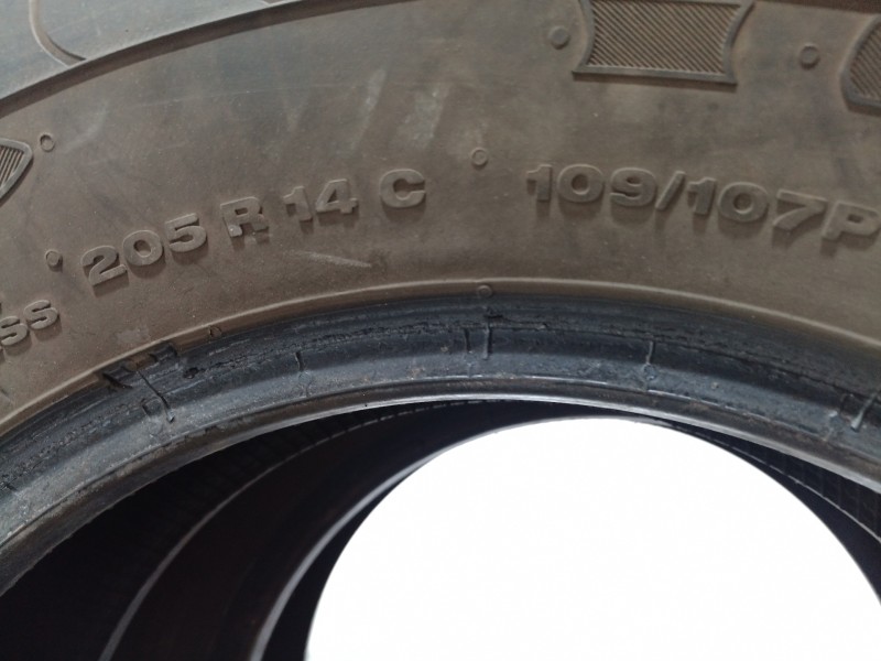 Recambio de neumaticos para » otros... zoe renault zoe ( 2014 ) referencia OEM IAM 20514C109/107P CONTINENTAL 205/14C 109/107P (