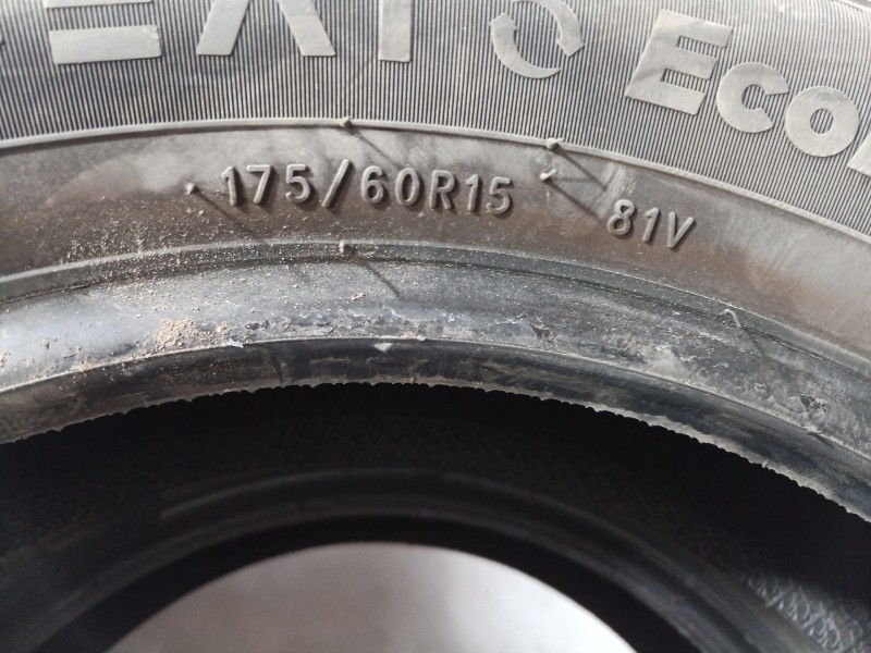 Recambio de neumaticos para » otros... zoe renault zoe ( 2014 ) referencia OEM IAM 175601581V CEAT 175/60/15 81V (1622)