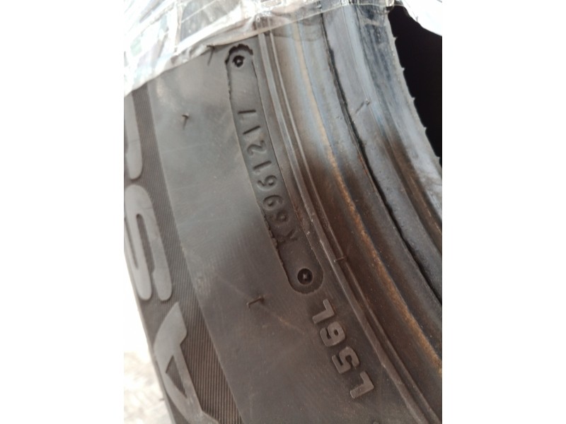 Recambio de neumaticos para » otros... zoe renault zoe ( 2014 ) referencia OEM IAM 2057015C106/104R LASSA 205/70/15C 106/104R (1