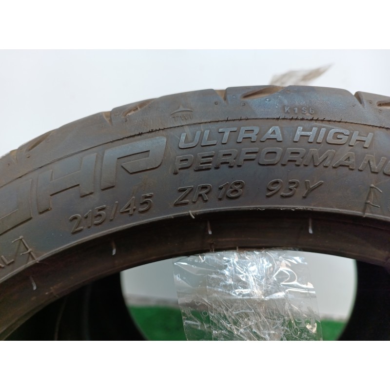 Recambio de neumaticos para » otros... zoe renault zoe ( 2014 ) referencia OEM IAM 215451893Y KORMORAN 215/45/ZR18/93Y (2221)
