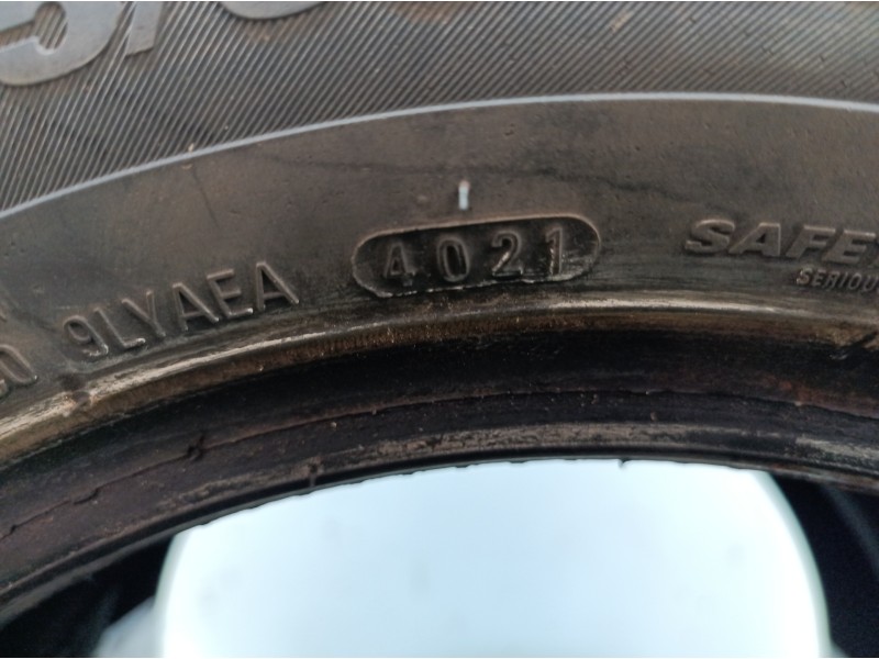 Recambio de neumaticos para » otros... zoe renault zoe ( 2014 ) referencia OEM IAM 185651486H KUMHO 185/65/14/86H (4021)