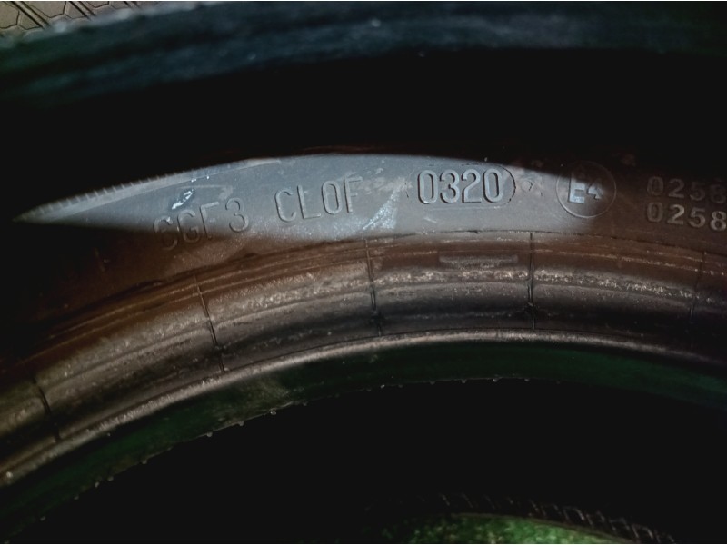 Recambio de neumaticos para » otros... zoe renault zoe ( 2014 ) referencia OEM IAM 165651377T GISLAVED 165/65/R13/77T (0320)