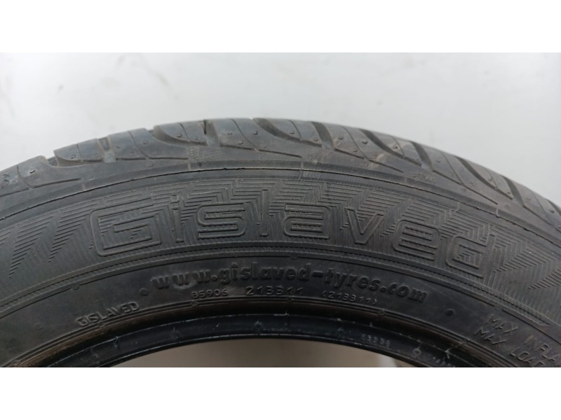 Recambio de neumaticos para » otros... zoe renault zoe ( 2014 ) referencia OEM IAM 165601475H GISLAVED 165/60/R14/75H (4020)