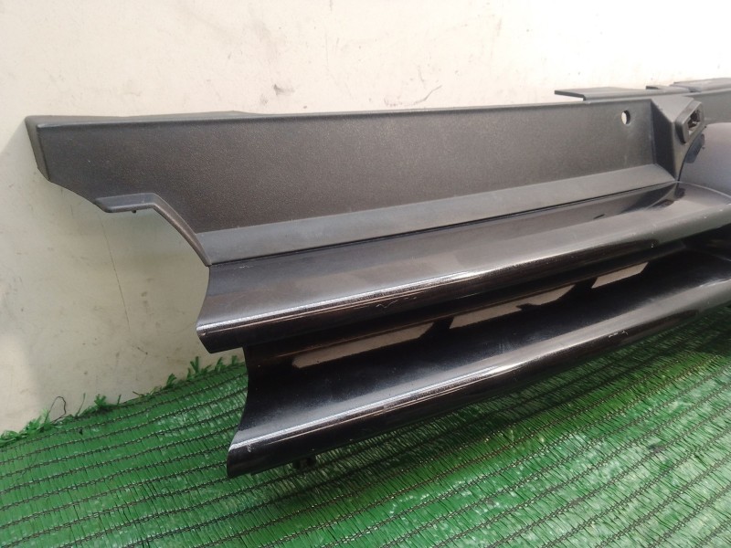 Recambio de rejilla delantera para volkswagen golf iv (1j1) 1.4 16v referencia OEM IAM   