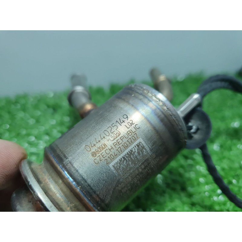 Recambio de inyector para volkswagen caddy v skn / bbdtrex0 2.0 tdi 102cv / 75kw referencia OEM IAM 05l131113J 05l131113J 044402