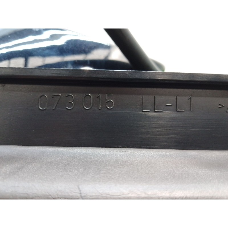 Recambio de retrovisor izquierdo para volkswagen touran (1t1, 1t2) 2.0 tdi 16v referencia OEM IAM 1T0857933 073015 LLL1 010744