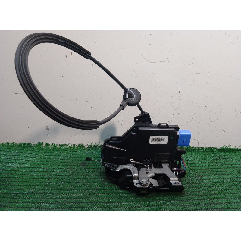 Recambio de cerradura puerta delantera derecha para volkswagen touran (1t1, 1t2) 2.0 tdi 16v referencia OEM IAM 3D1837016AC 3D18